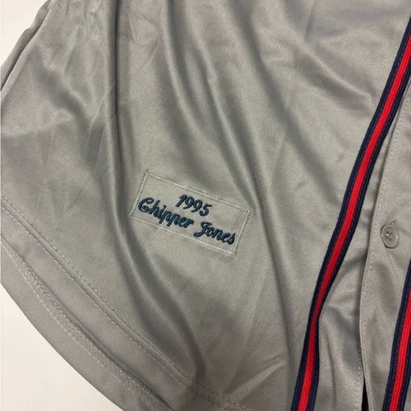 Mitchell & Ness Cooperstown Collection Chipper Jones Jersey-Size XL-Braves 1995 - Picture 3 of 10
